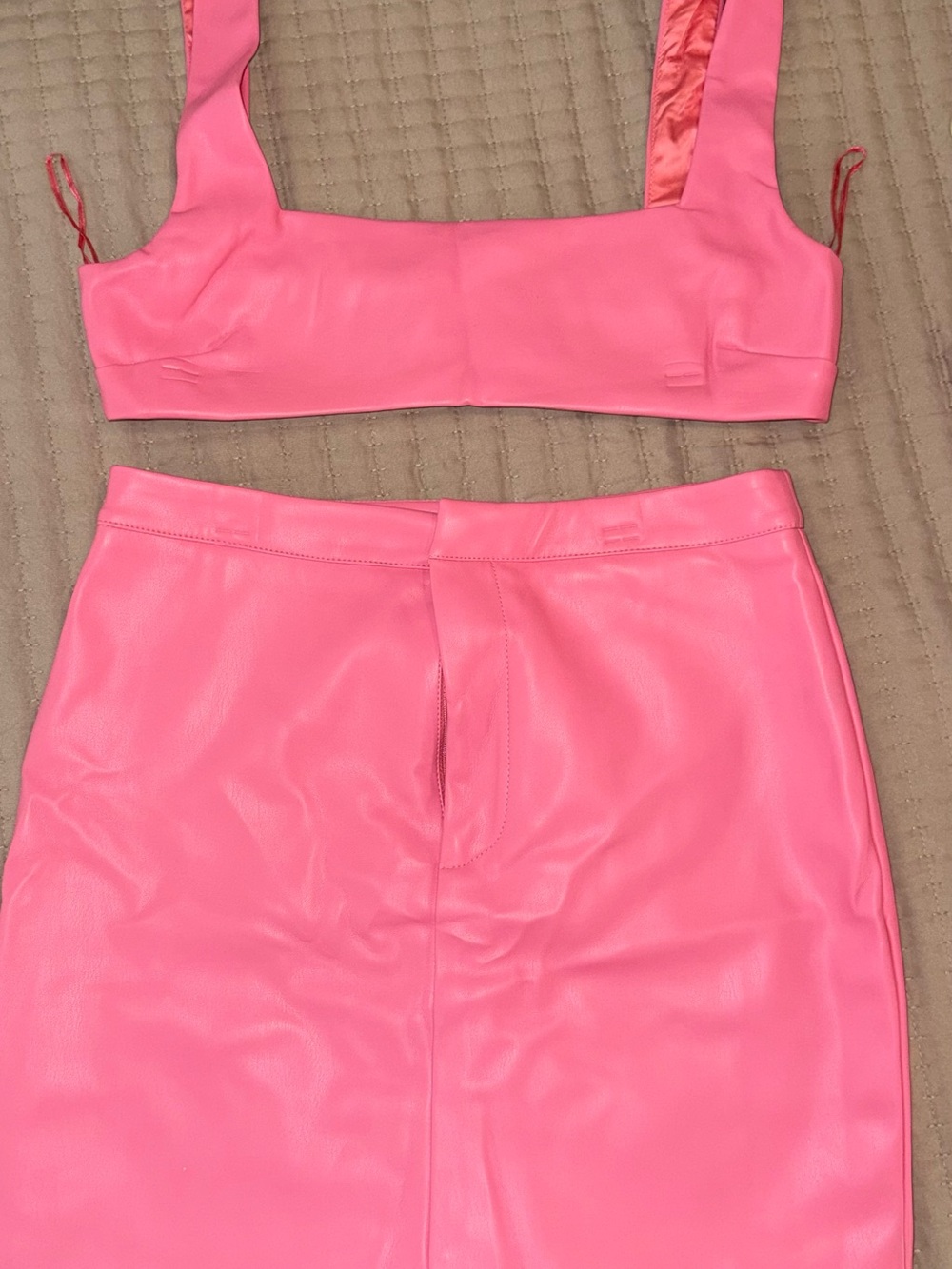 MESHKI High-Waist Pink Faux Leather Pencil Skirt